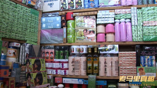 中國制造暢銷索馬里 導(dǎo)演呂建民難忘拍片見聞_影音娛樂_新浪網(wǎng)